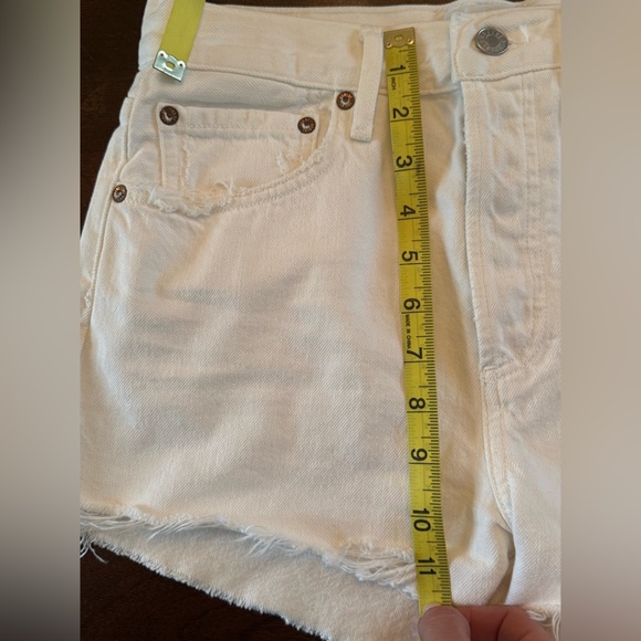Agolde Parker shorts button fly in white Size 25 - Picture 6 of 6